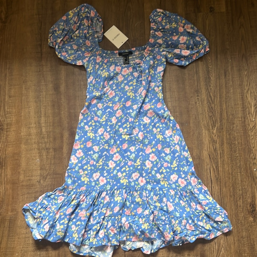 Forever 21 Women’s Woven Dress with Flowers (size S)